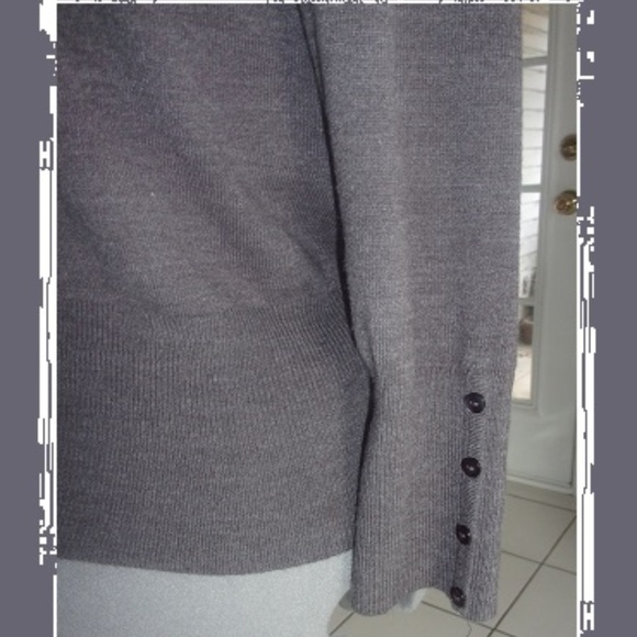 Gray Tailored Button Detail Sweater - Picture 3 of 5